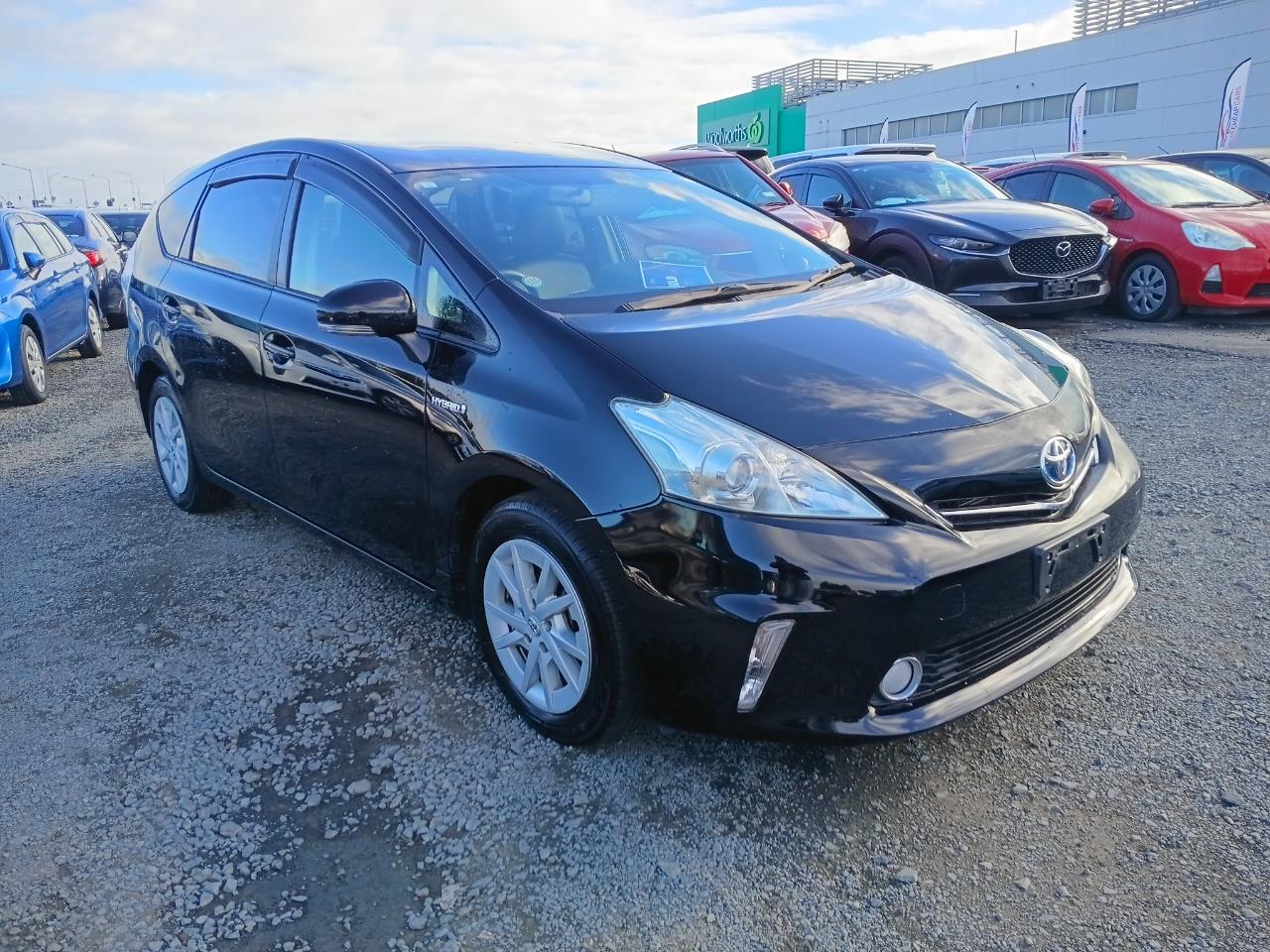 2013 Toyota Prius thumbnail