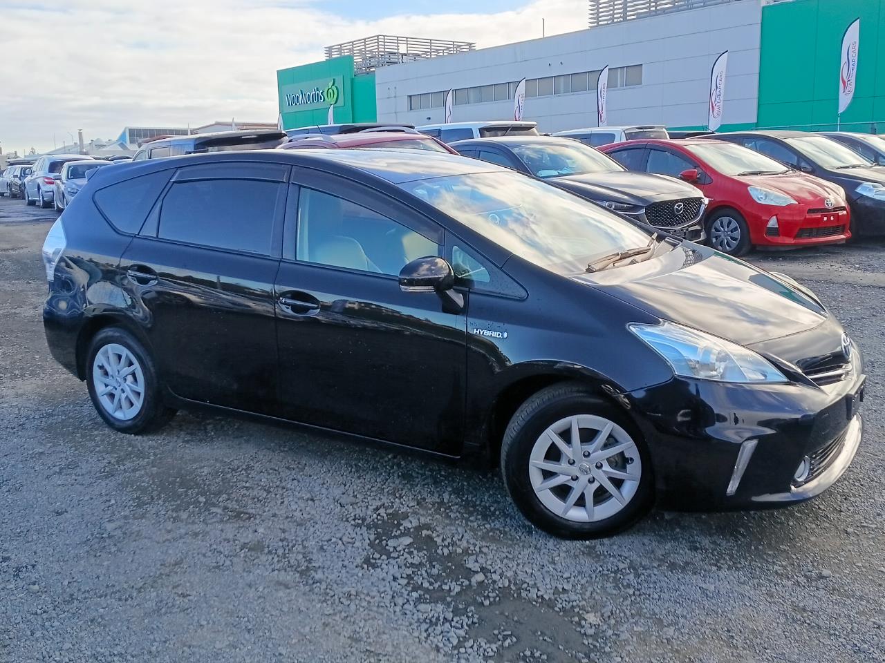 2013 Toyota Prius thumbnail