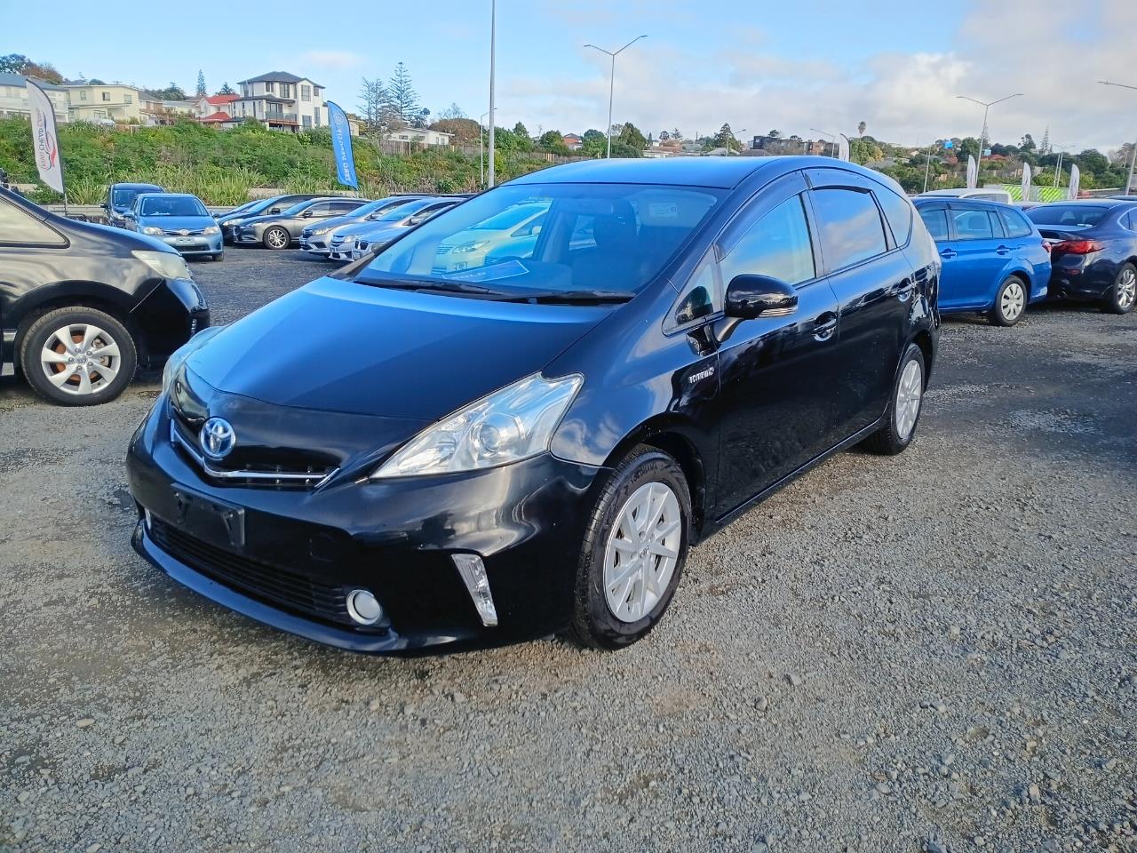 2013 Toyota Prius thumbnail