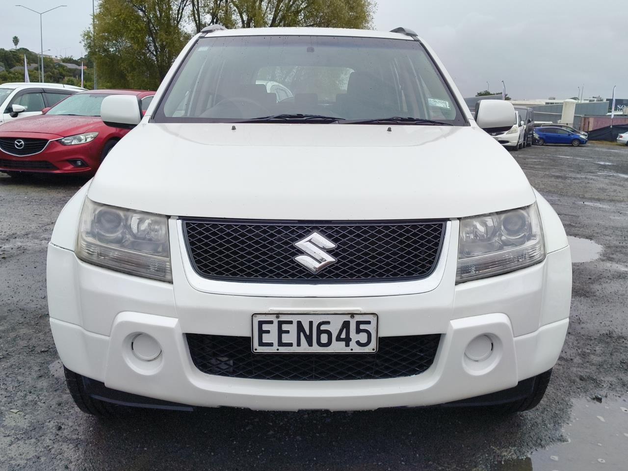 2007 Suzuki Grand thumbnail