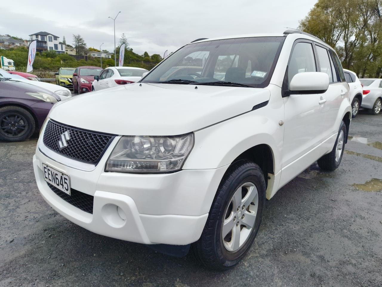 2007 Suzuki Grand thumbnail
