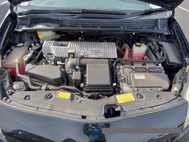 2013 Toyota Prius thumbnail