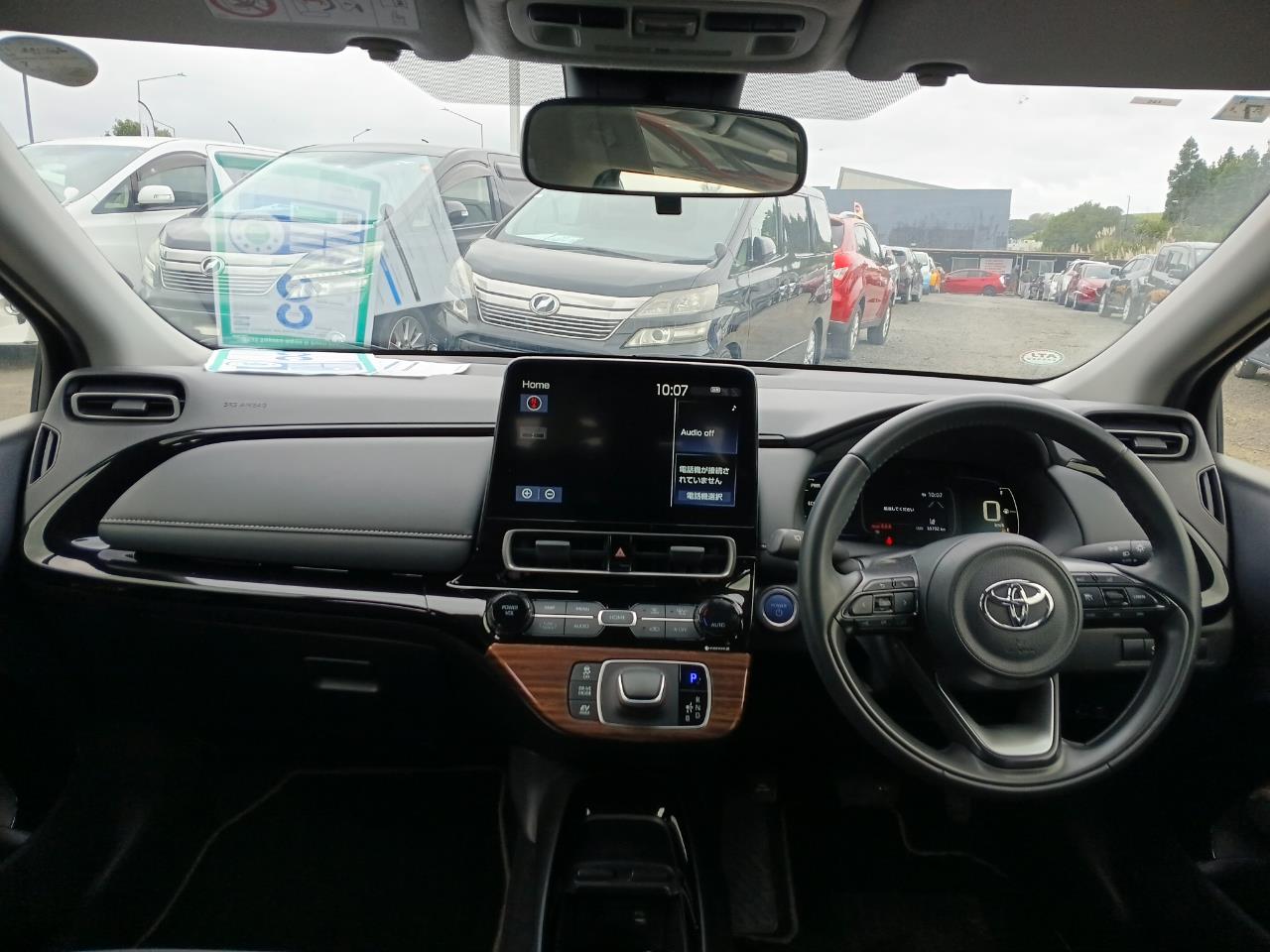 2021 Toyota Aqua thumbnail