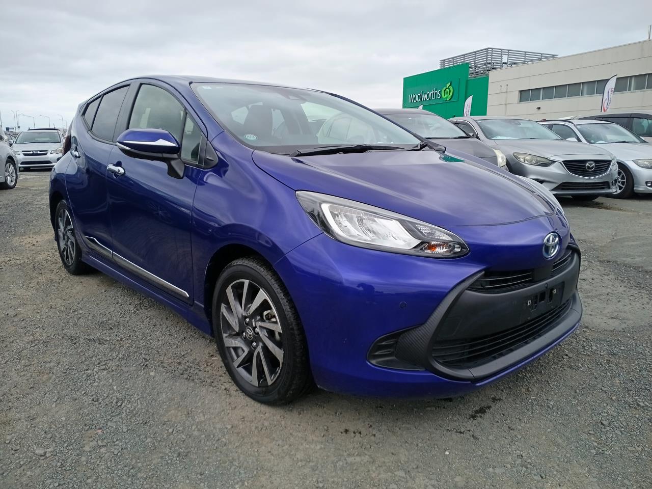 2021 Toyota Aqua thumbnail