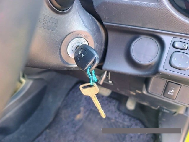 2015 Toyota Aqua thumbnail
