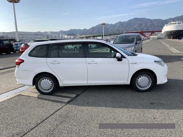 2016 Toyota Corolla thumbnail