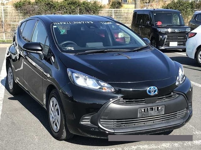 2022 Toyota Aqua thumbnail