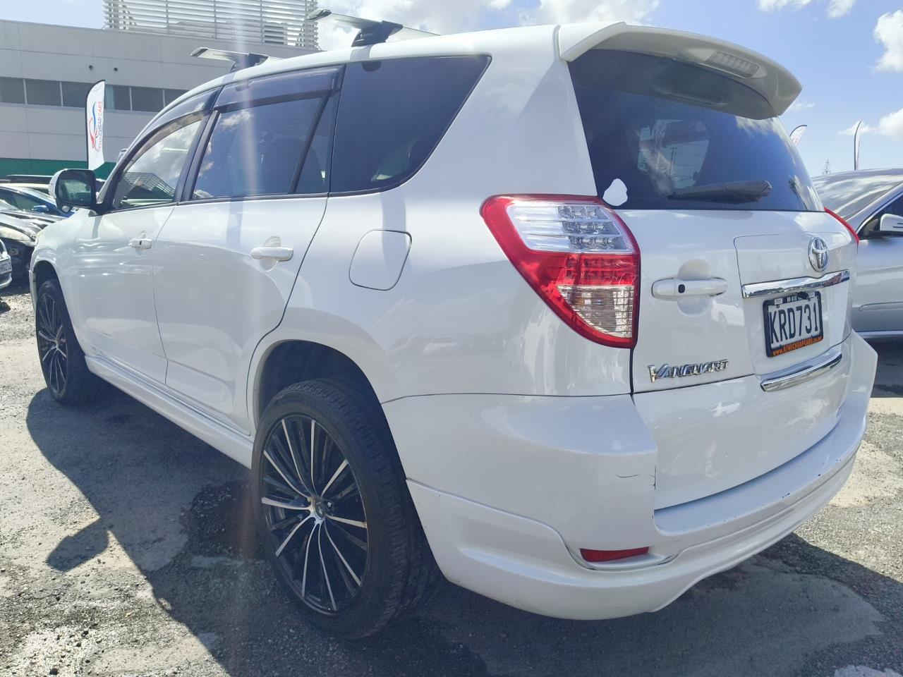 2009 Toyota Vanguard thumbnail