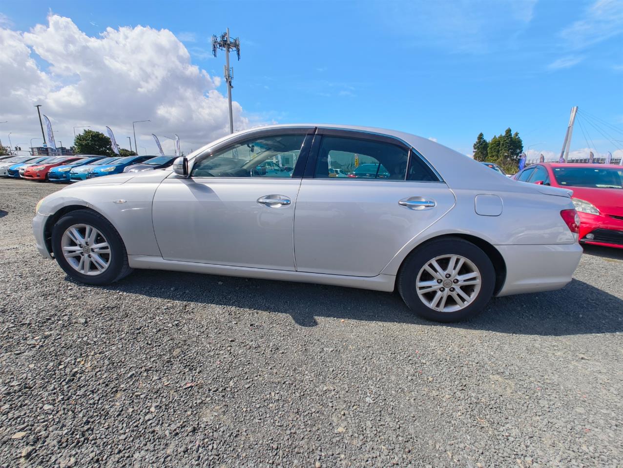 2005 Toyota Mark-X thumbnail