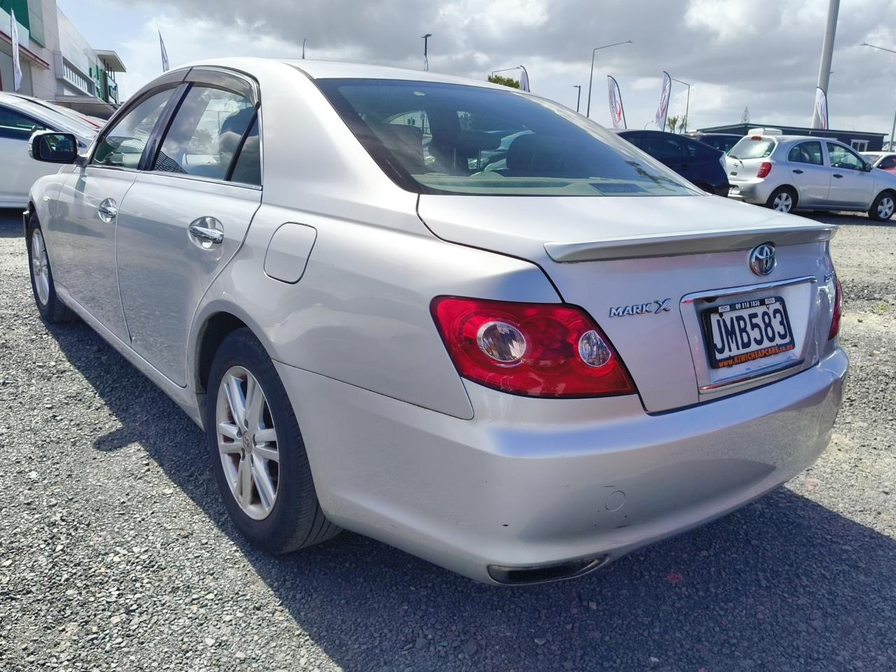 2005 Toyota Mark-X thumbnail