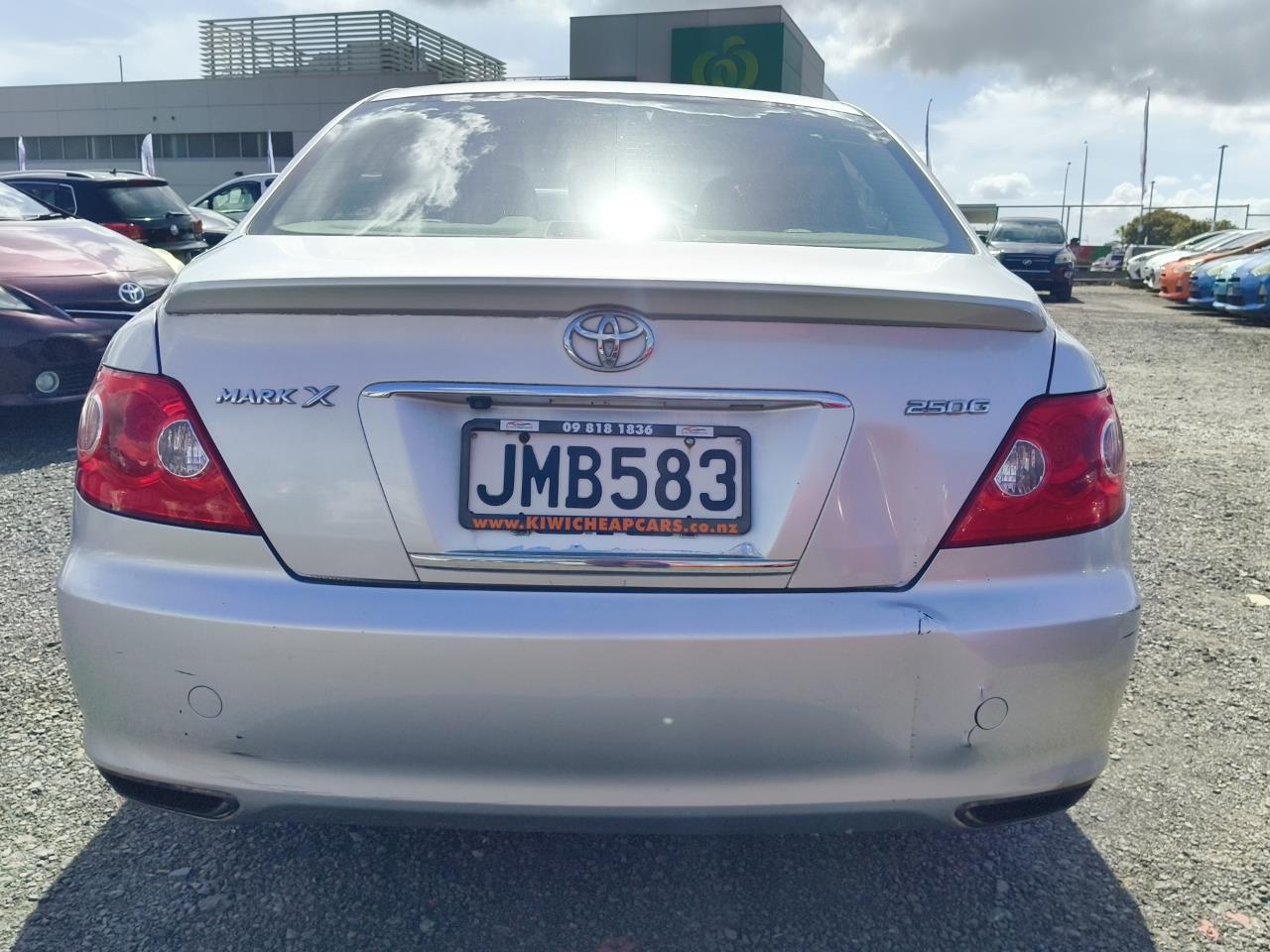 2005 Toyota Mark-X thumbnail