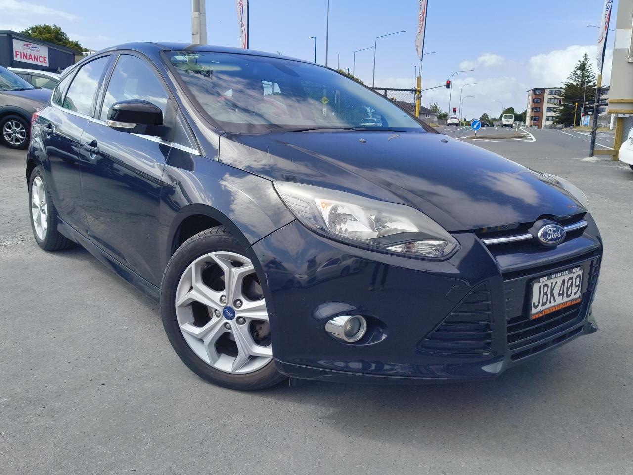 2015 Ford Focus thumbnail