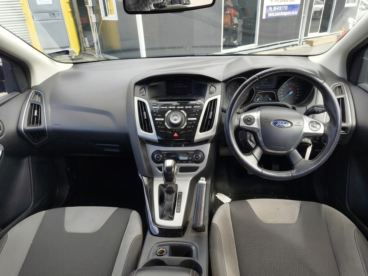 2015 Ford Focus thumbnail