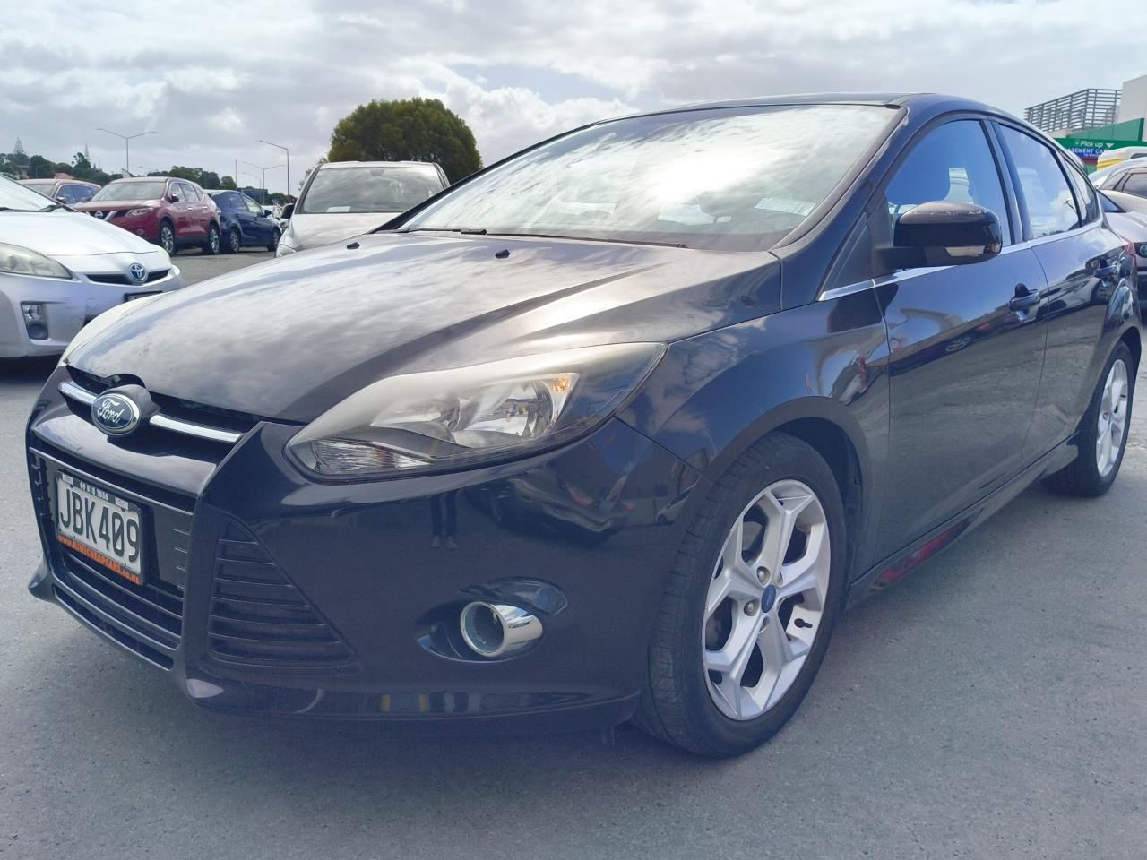 2015 Ford Focus thumbnail