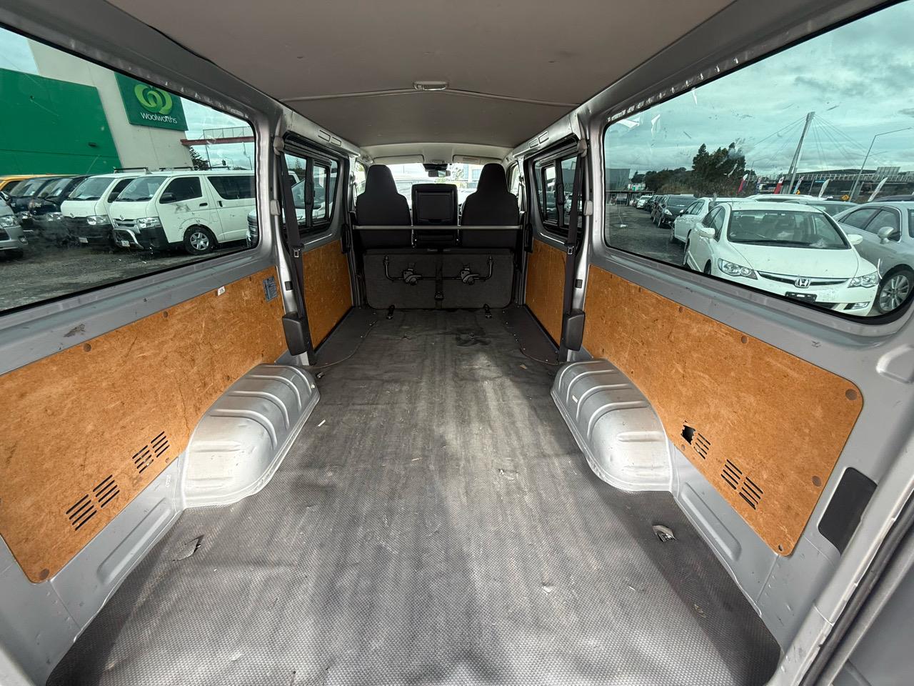 2018 Toyota Hiace thumbnail