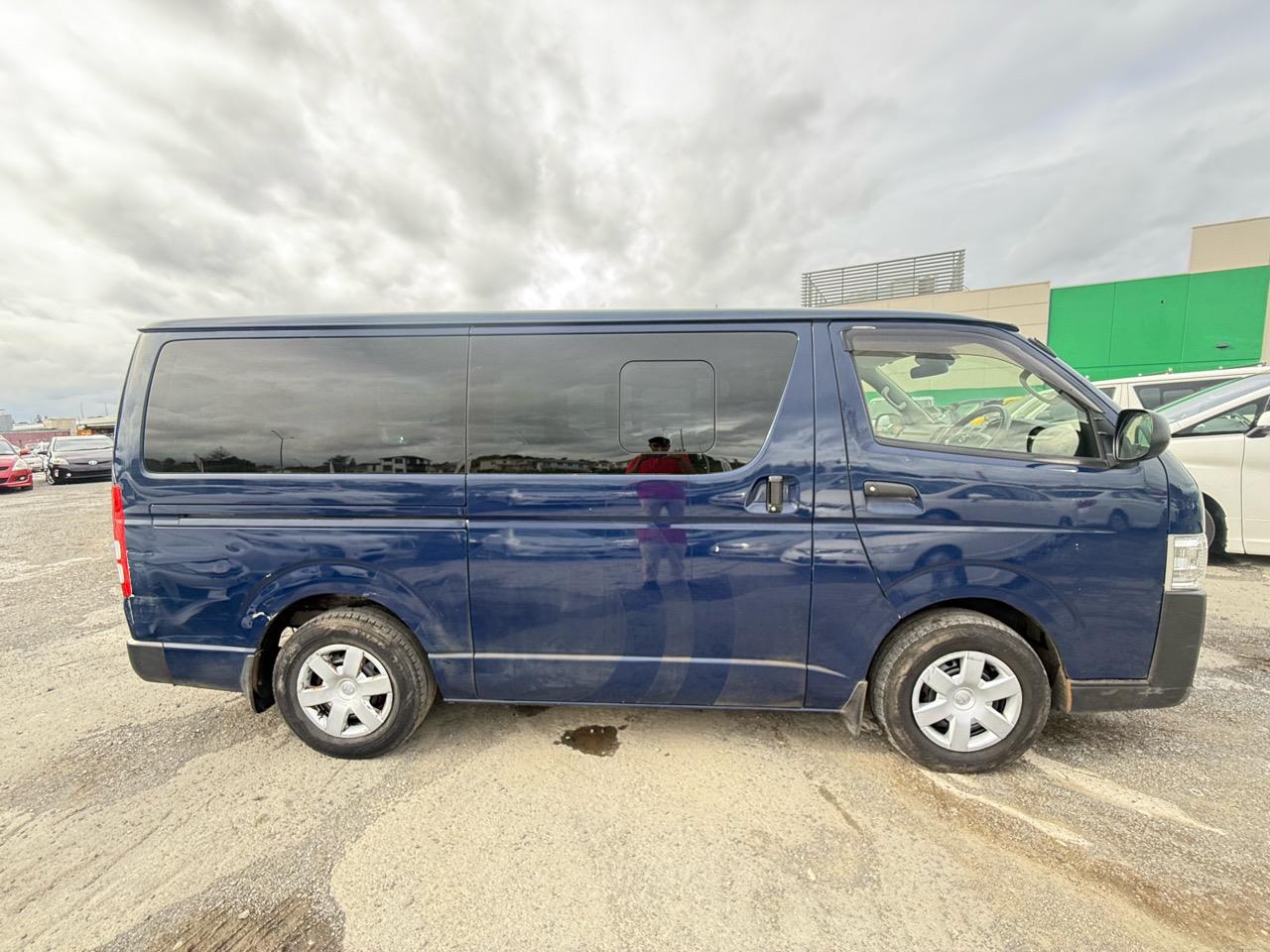 2018 Toyota Hiace thumbnail