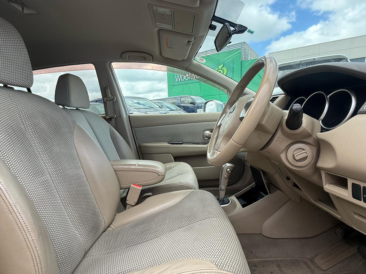 2006 Nissan Tiida thumbnail