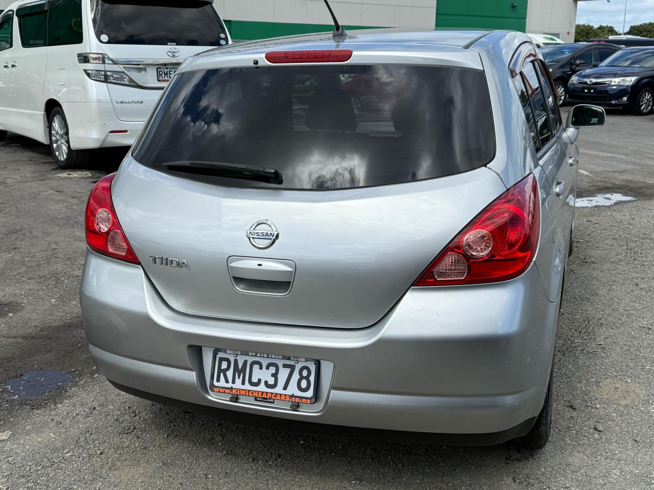 2006 Nissan Tiida thumbnail