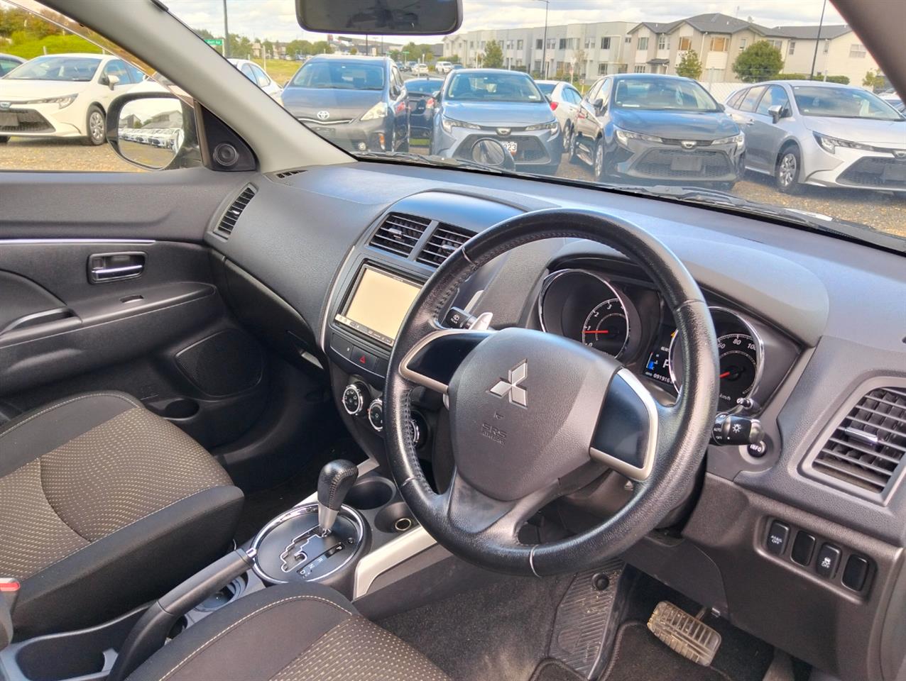 2013 Mitsubishi RVR thumbnail
