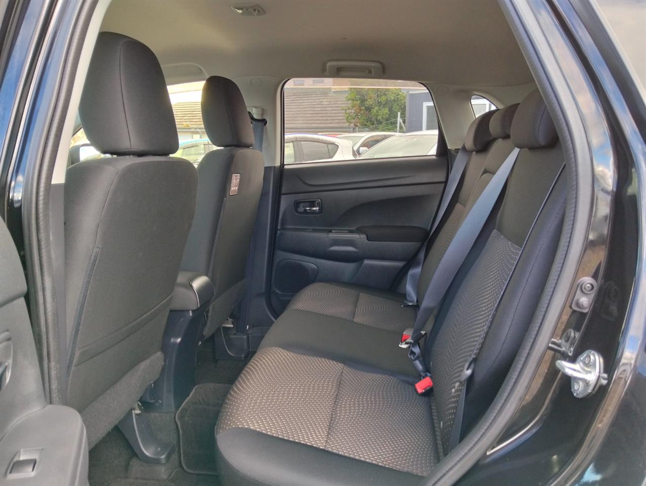 2013 Mitsubishi RVR thumbnail