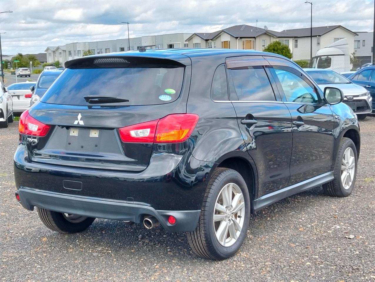 2013 Mitsubishi RVR thumbnail