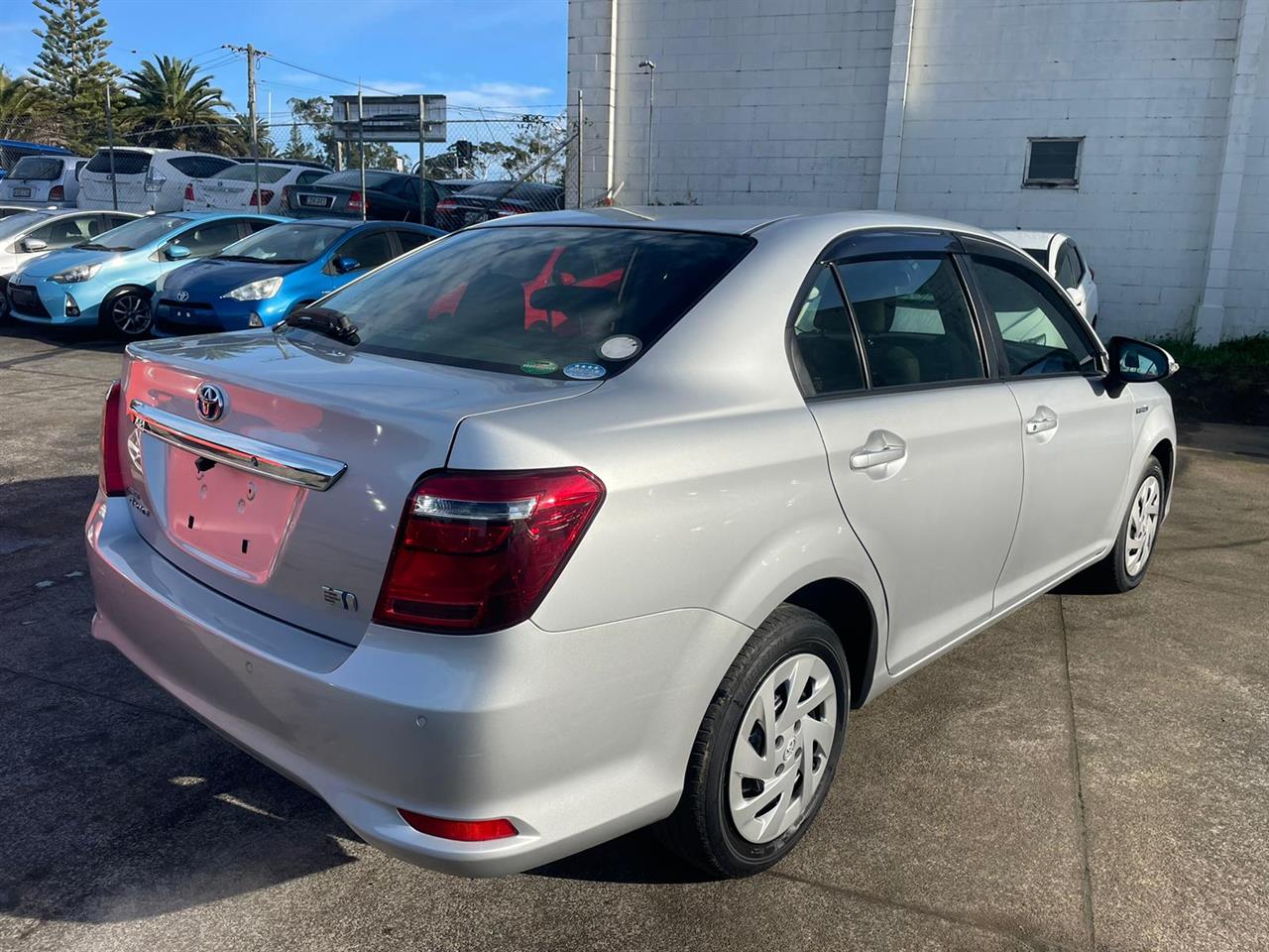 2018 Toyota Corolla thumbnail