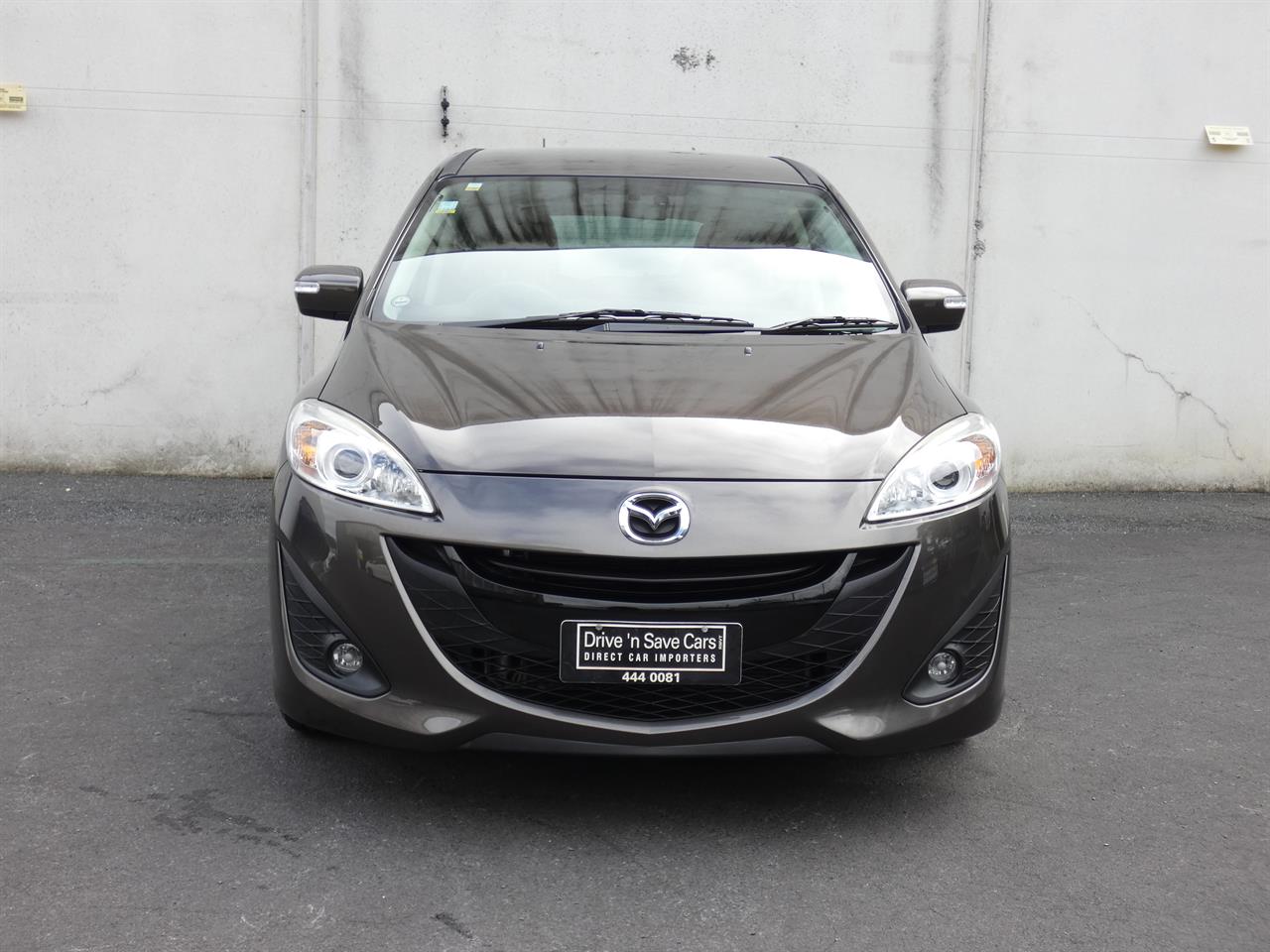 2016 Mazda Premacy thumbnail