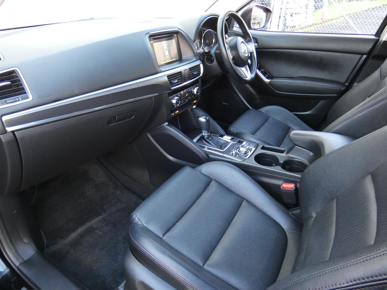 2016 Mazda CX-5 thumbnail