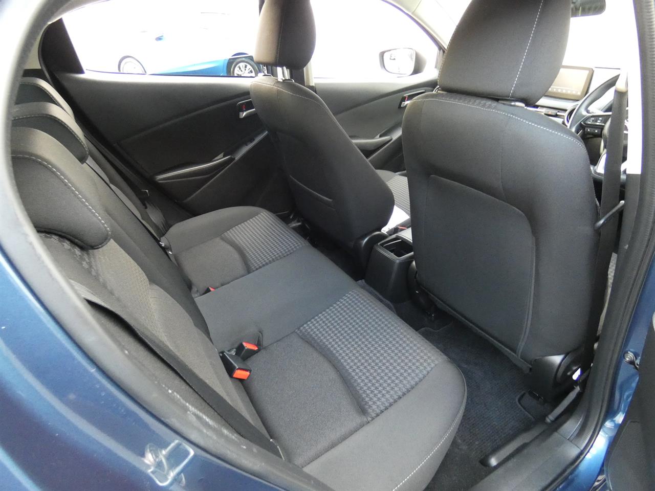 2018 Mazda DEMIO thumbnail