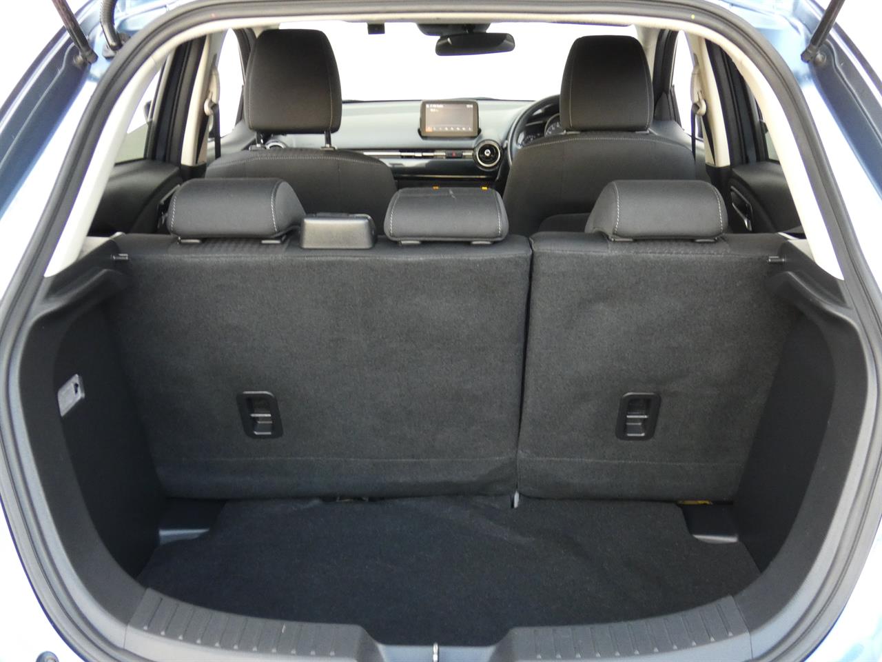 2018 Mazda DEMIO thumbnail