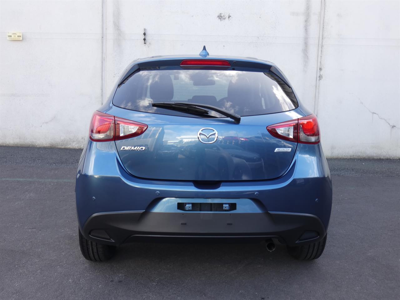 2018 Mazda DEMIO thumbnail