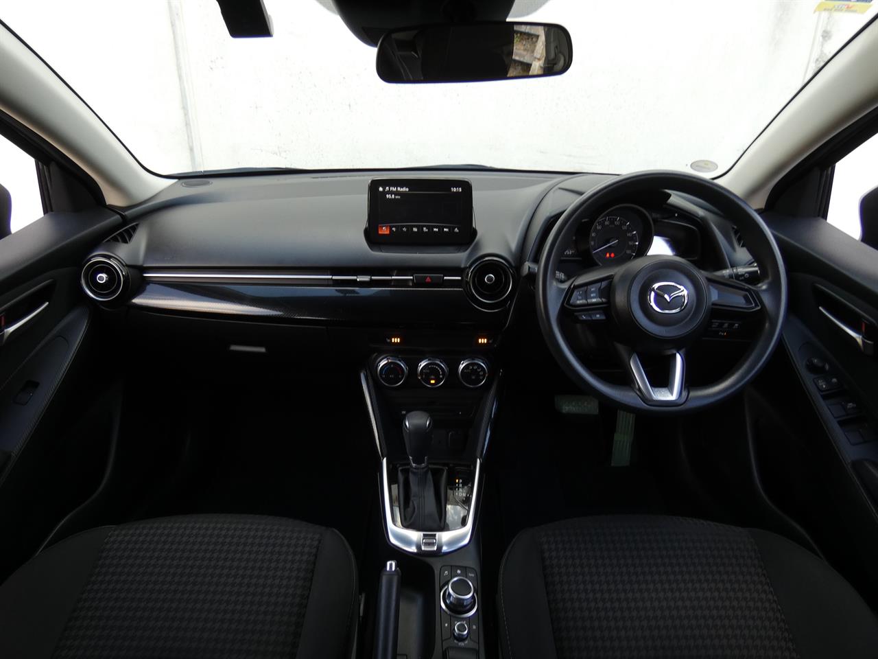 2018 Mazda DEMIO thumbnail