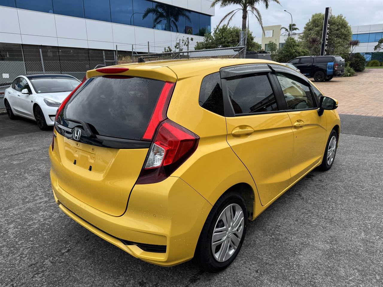 2018 Honda Fit thumbnail