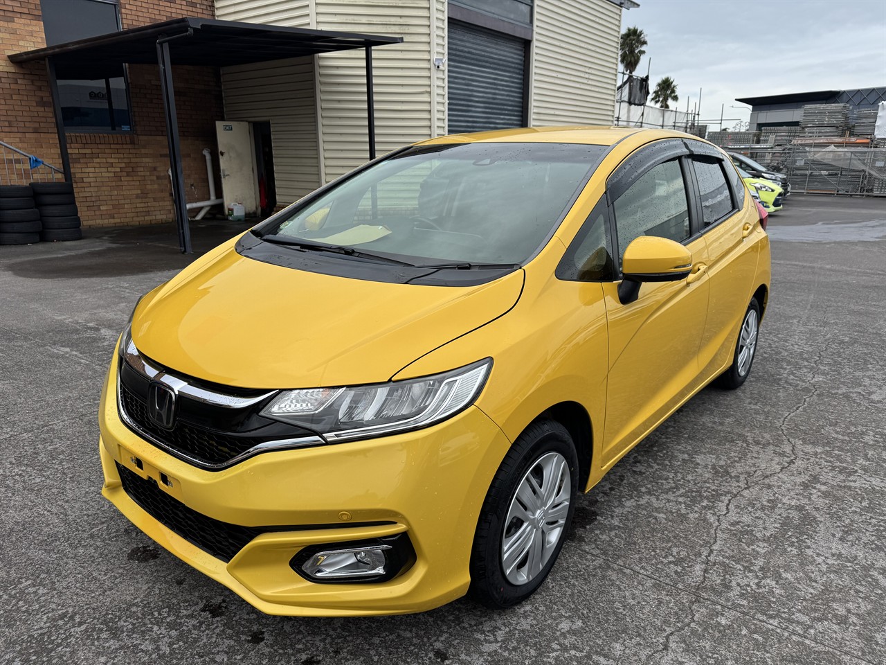 2018 Honda Fit thumbnail