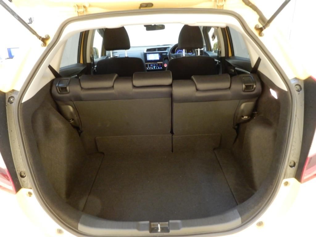2018 Honda Fit thumbnail