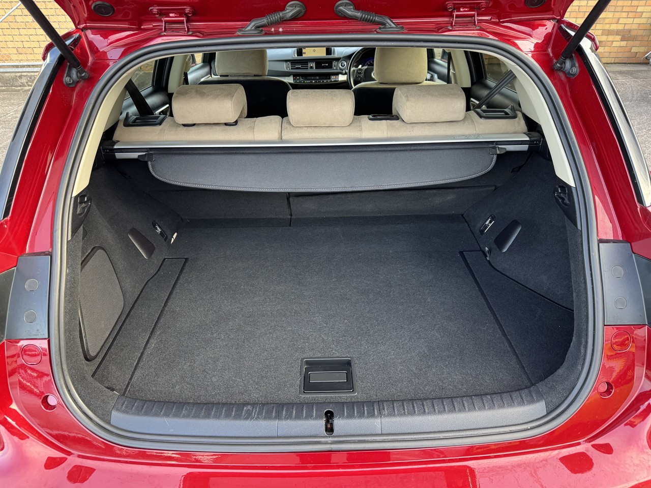 2014 Lexus CT thumbnail