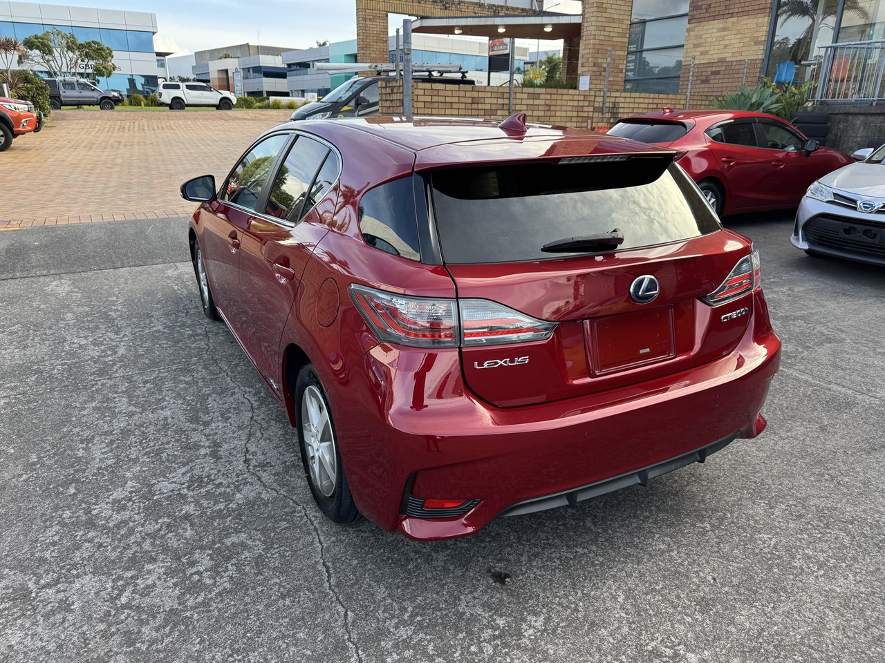 2014 Lexus CT thumbnail