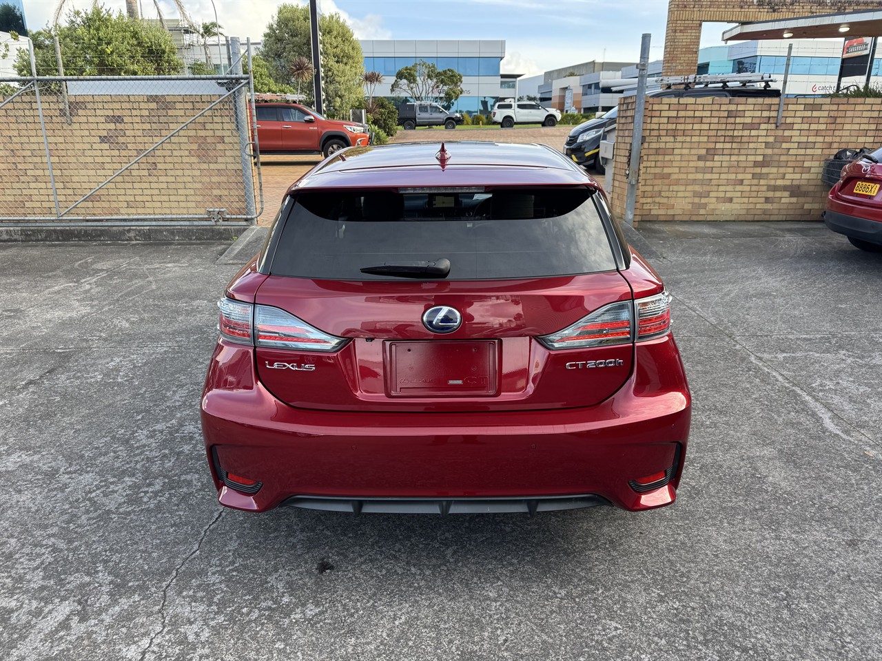 2014 Lexus CT thumbnail