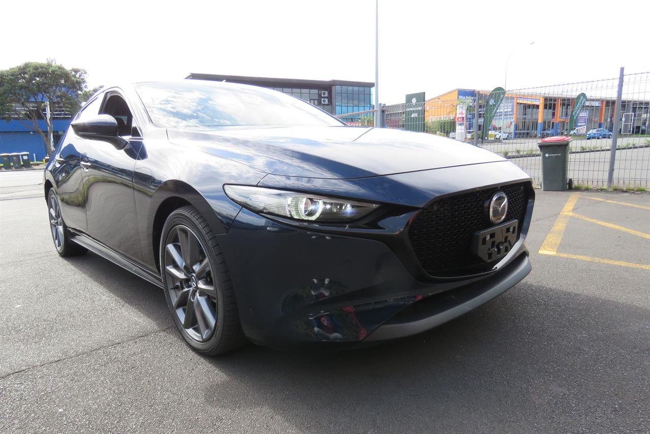 2020 Mazda 3 thumbnail