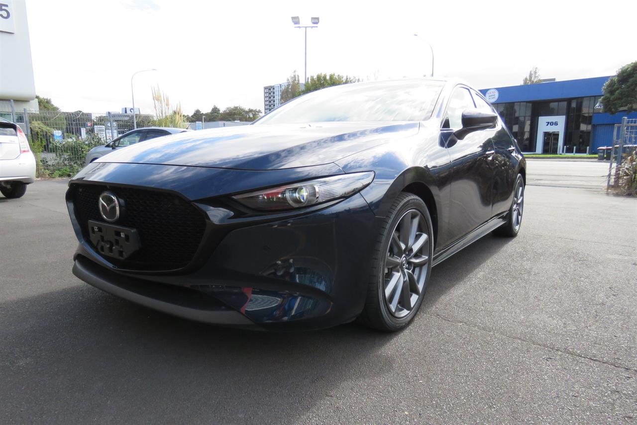 2020 Mazda 3 thumbnail