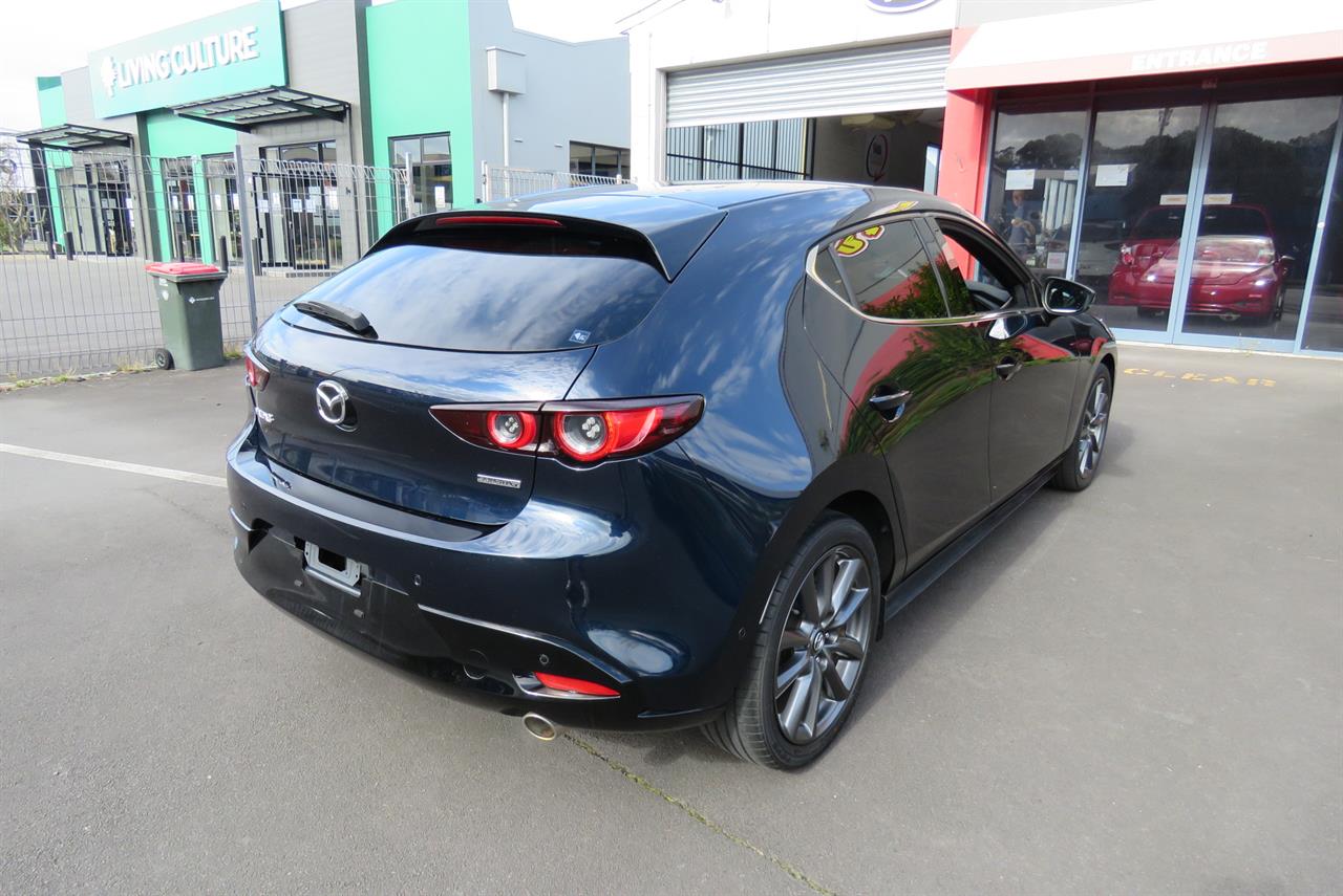 2020 Mazda 3 thumbnail