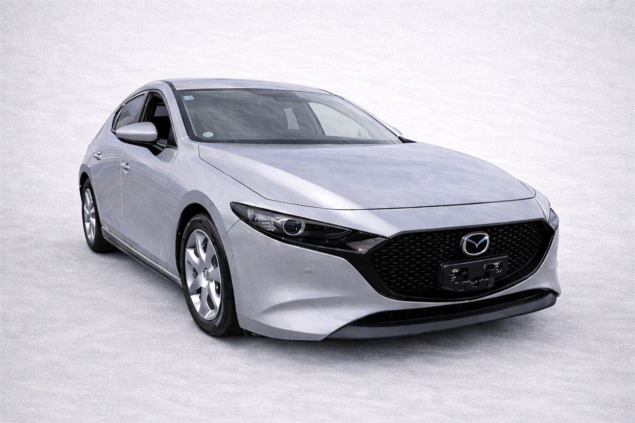2023 Mazda 3 thumbnail