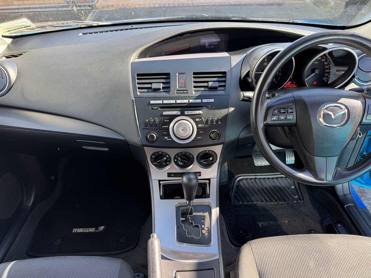 2011 Mazda 3 thumbnail