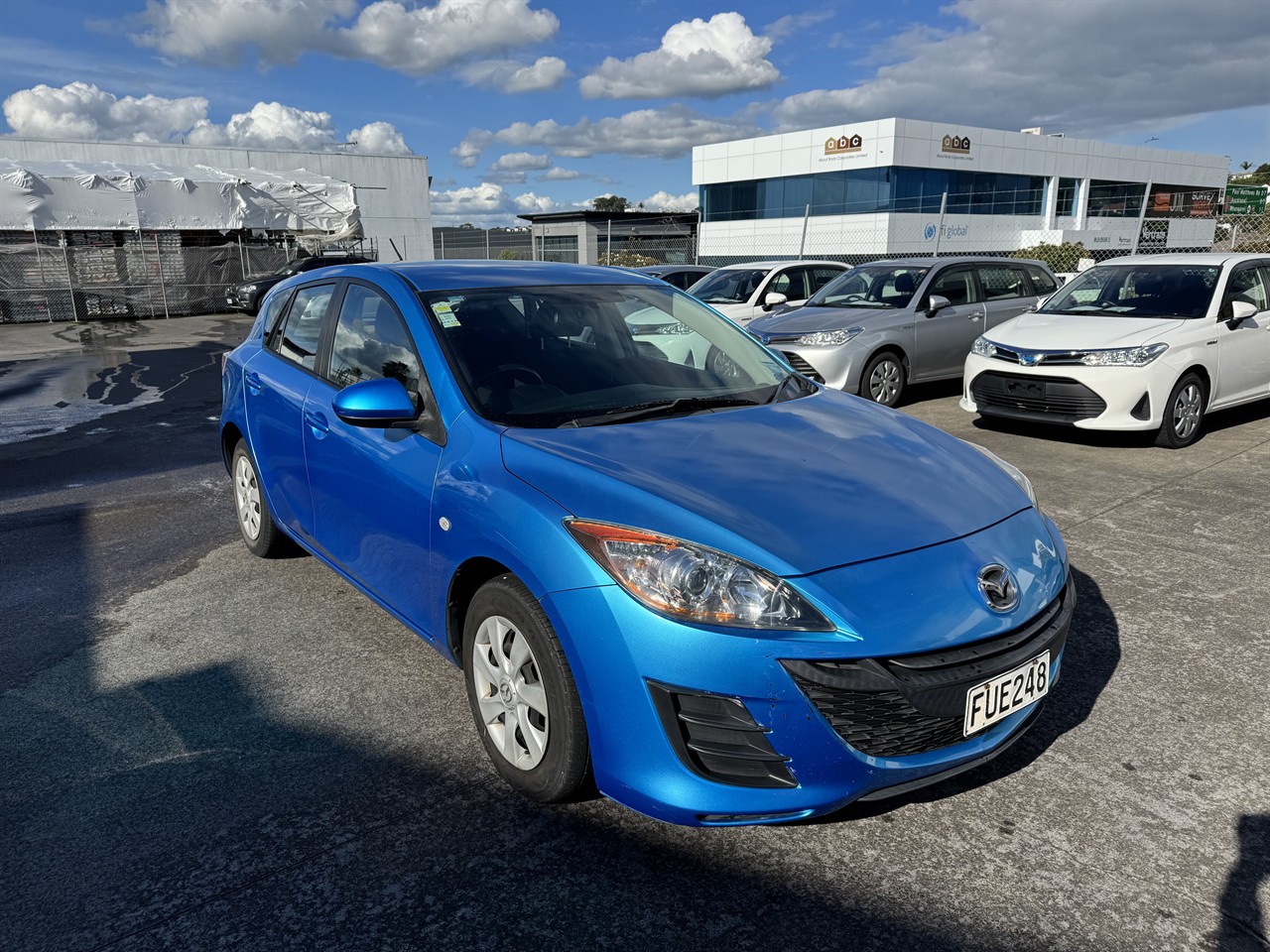 2011 Mazda 3 thumbnail