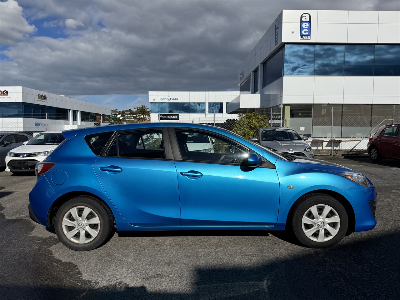 2011 Mazda 3 thumbnail