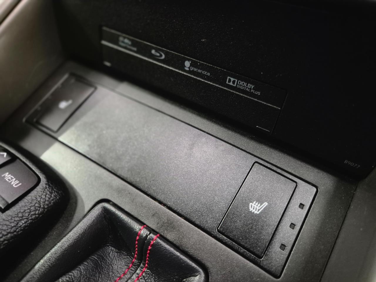 2016 Lexus IS thumbnail