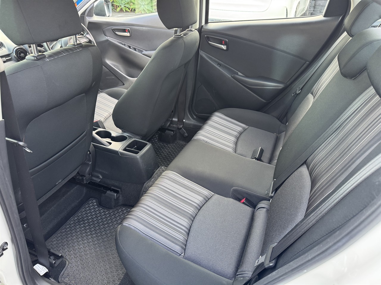 2020 Mazda Demio thumbnail