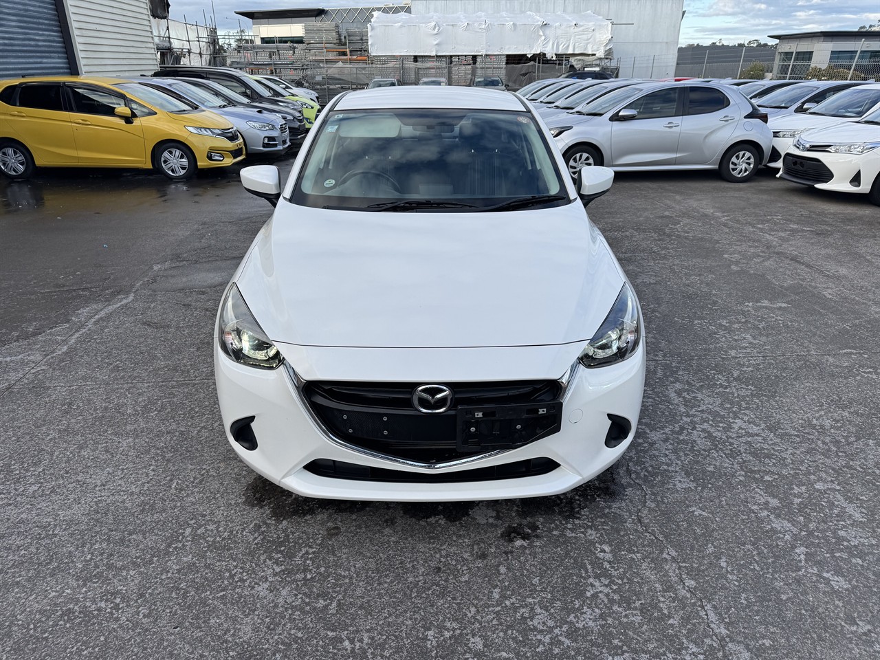 2020 Mazda Demio thumbnail