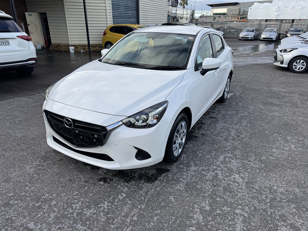 2020 Mazda Demio thumbnail