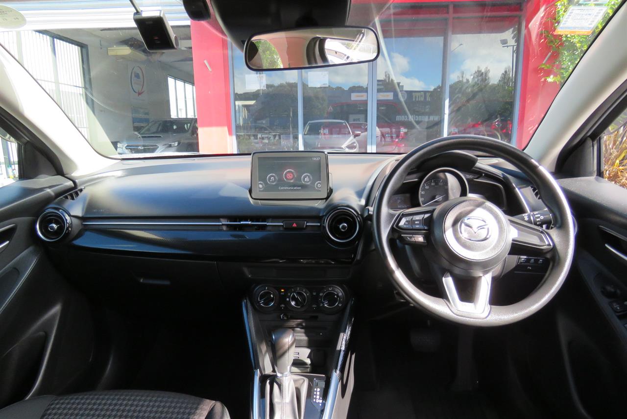 2018 Mazda Demio thumbnail